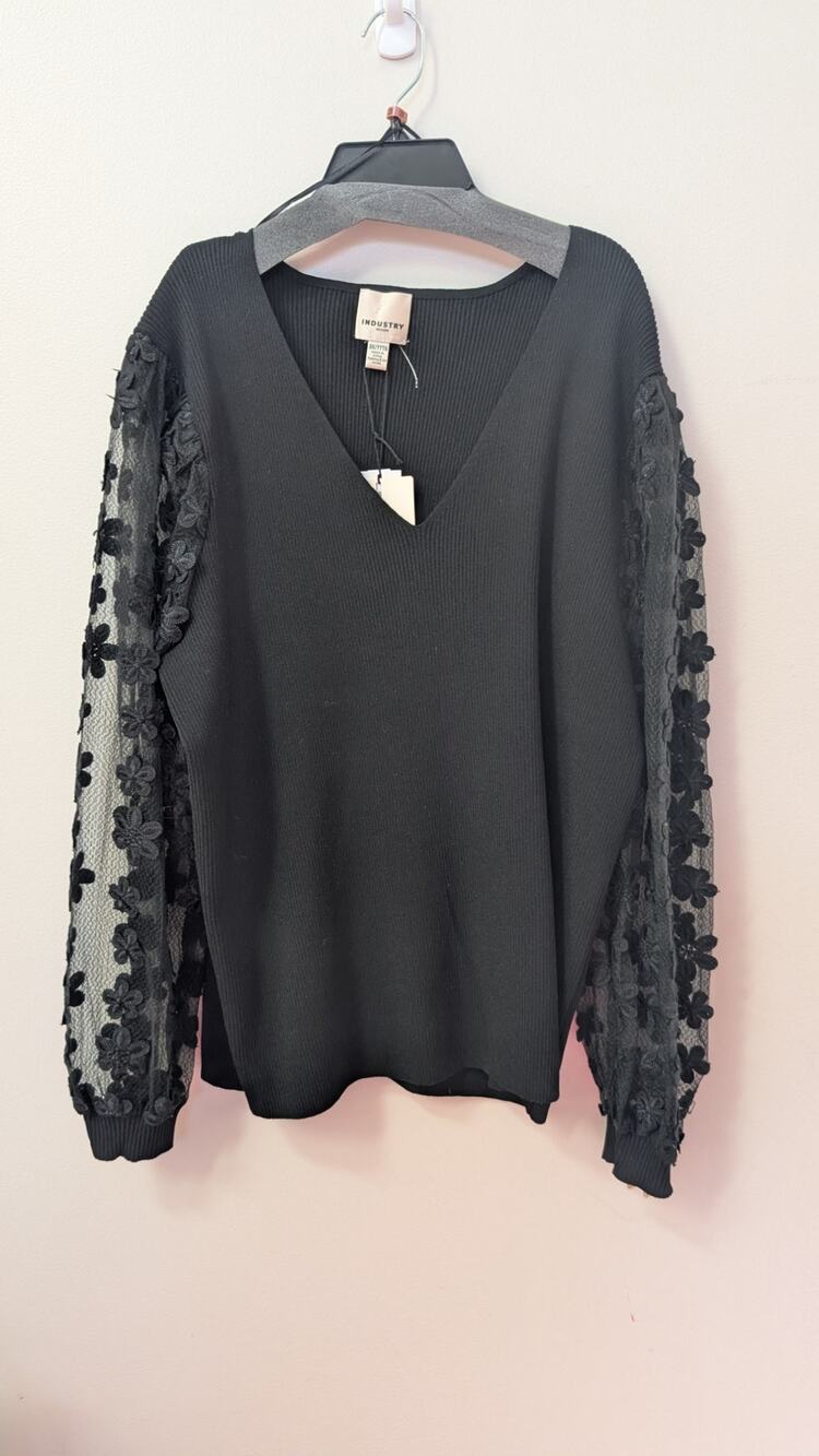 NWT INDUSTRY REPUBLIC CLOTHING Caballo Floral-Lace Sleeve Sweater Black Size 3X